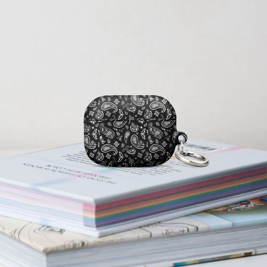 Bandana AirPods Case product image (51)