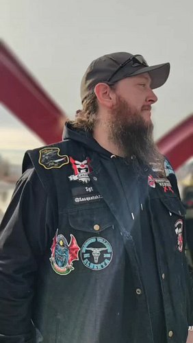 ⚔️🦖 SideBeard Saturday🦖⚔️

Is it really a meeting of brothers if there isn't side beard photos taken. But when you have some ...