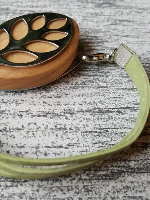 Sweet Green Suede Bracelet | Handmade Accessory for Bellabeat Leaf Urban & Ivy product image (1)