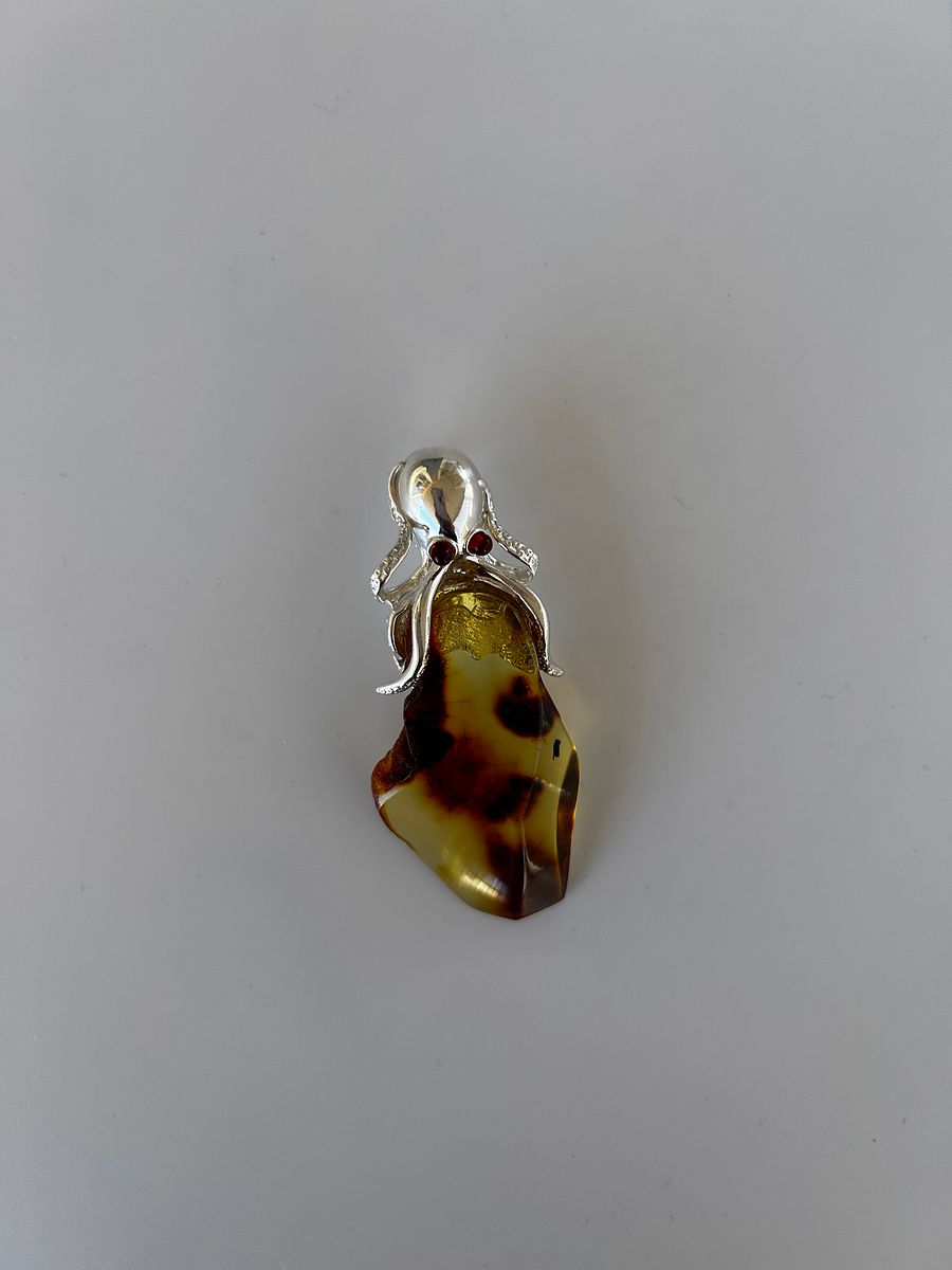 Baltic Amber 925 Sterling Silver Octopus Pendant product image (3)