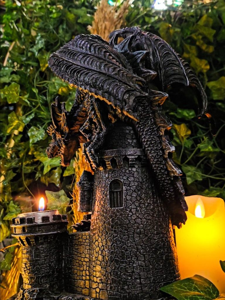 The Armored Kingdom Dragon's Fury Candle Holder product image (4)