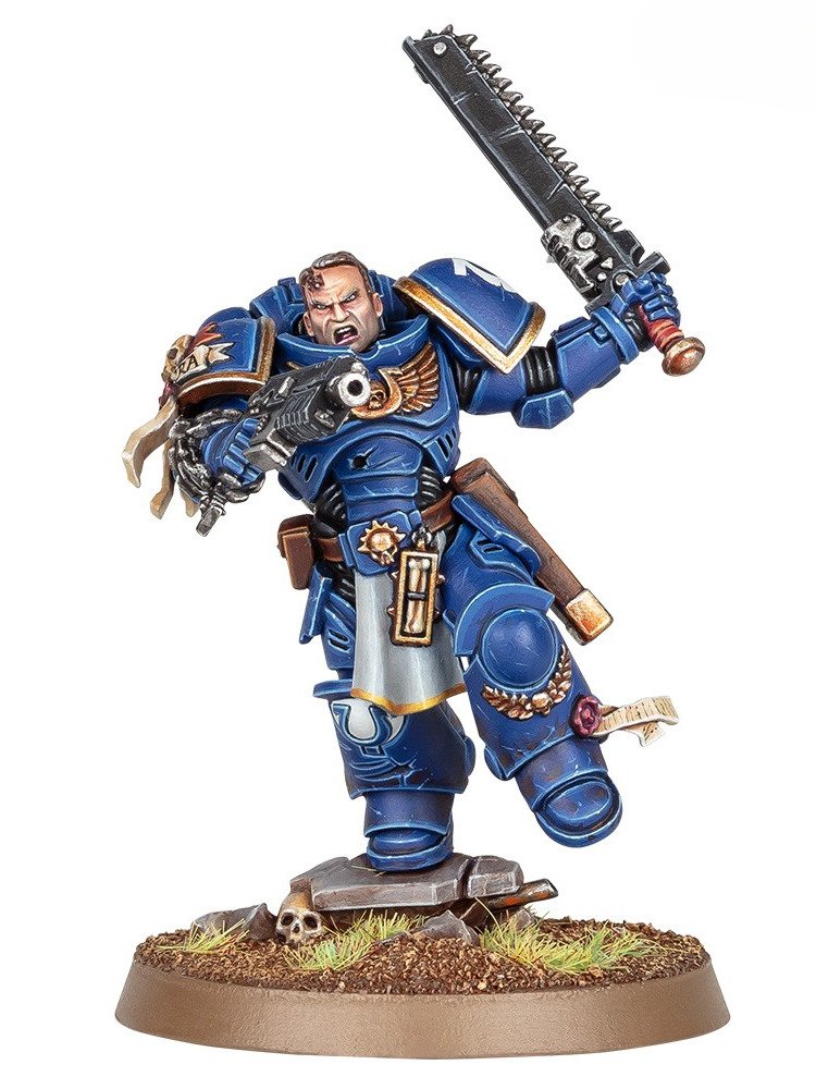 Space Marines Lieutenant Titus product image (1)
