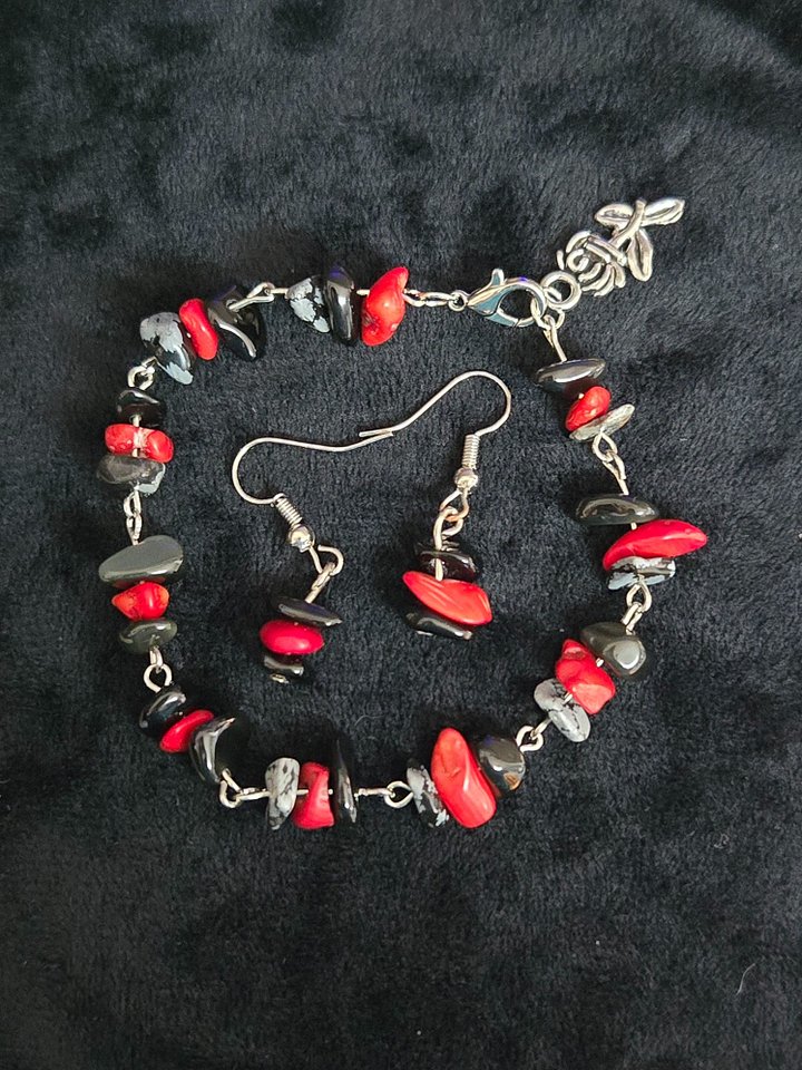 Stone bracelet product image (1)