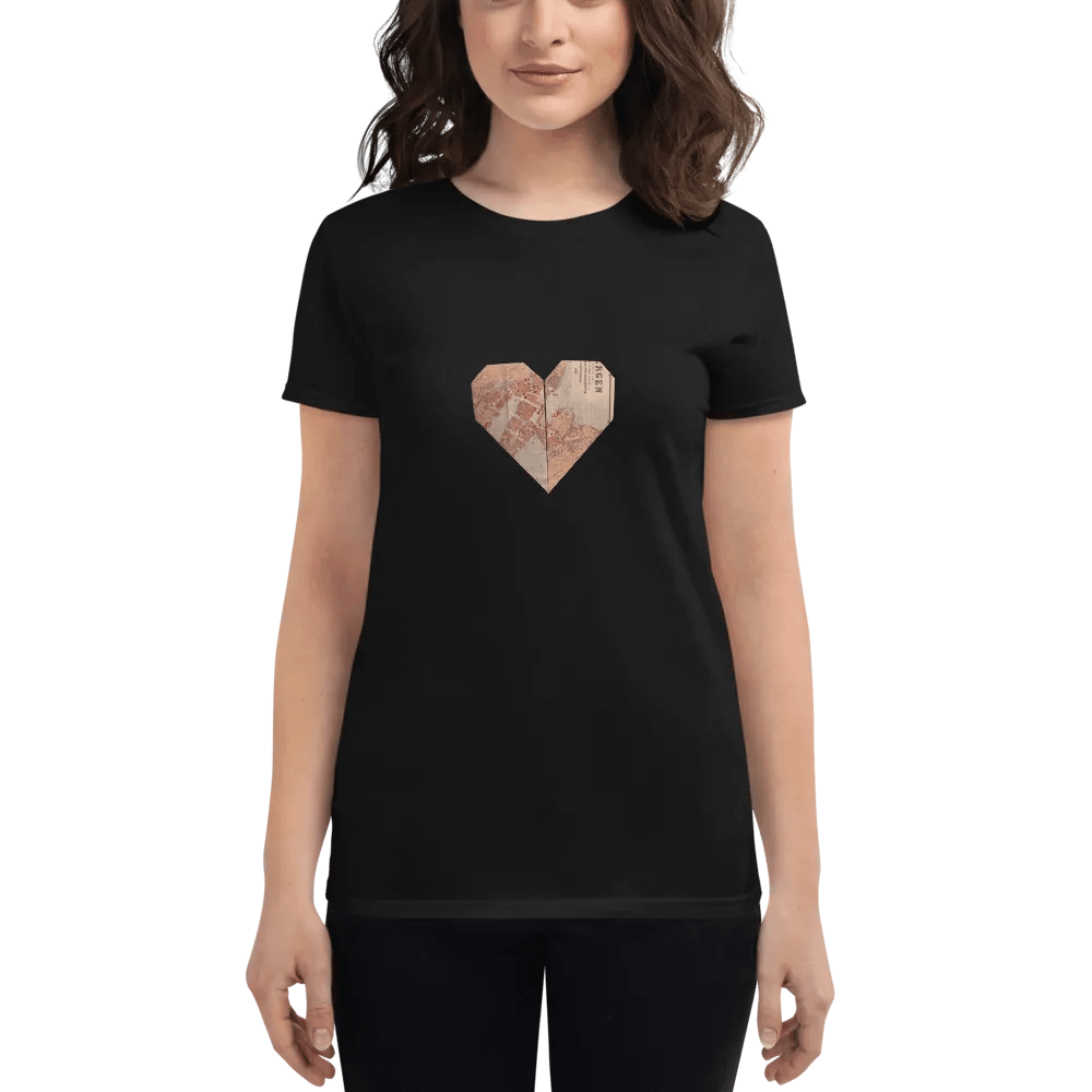 Discovery Heart: Women Shirt product image (2)