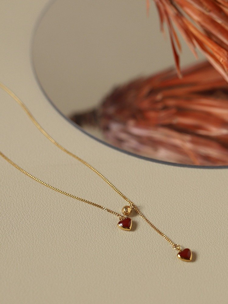 Wine red love tassel Necklace | 18K Gold Plated. product image (6)