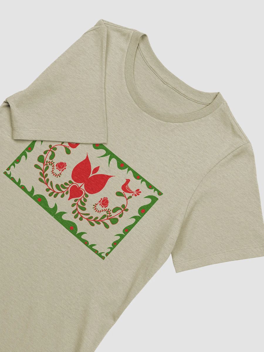 Hungarian Nature Bliss Women's Relaxed-fit Tee product image (7)