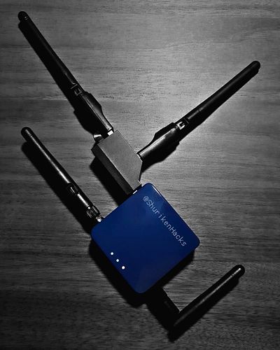 WhatsInMyHackBag: The Wi-Fi Shadowapple ― my Mangoapple's big bro 🥷

For the uninitiated... this is the Pineapple Tetra clone...