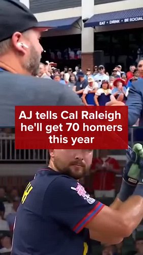 Think Big Dumper can get 70 homers this year? 👀