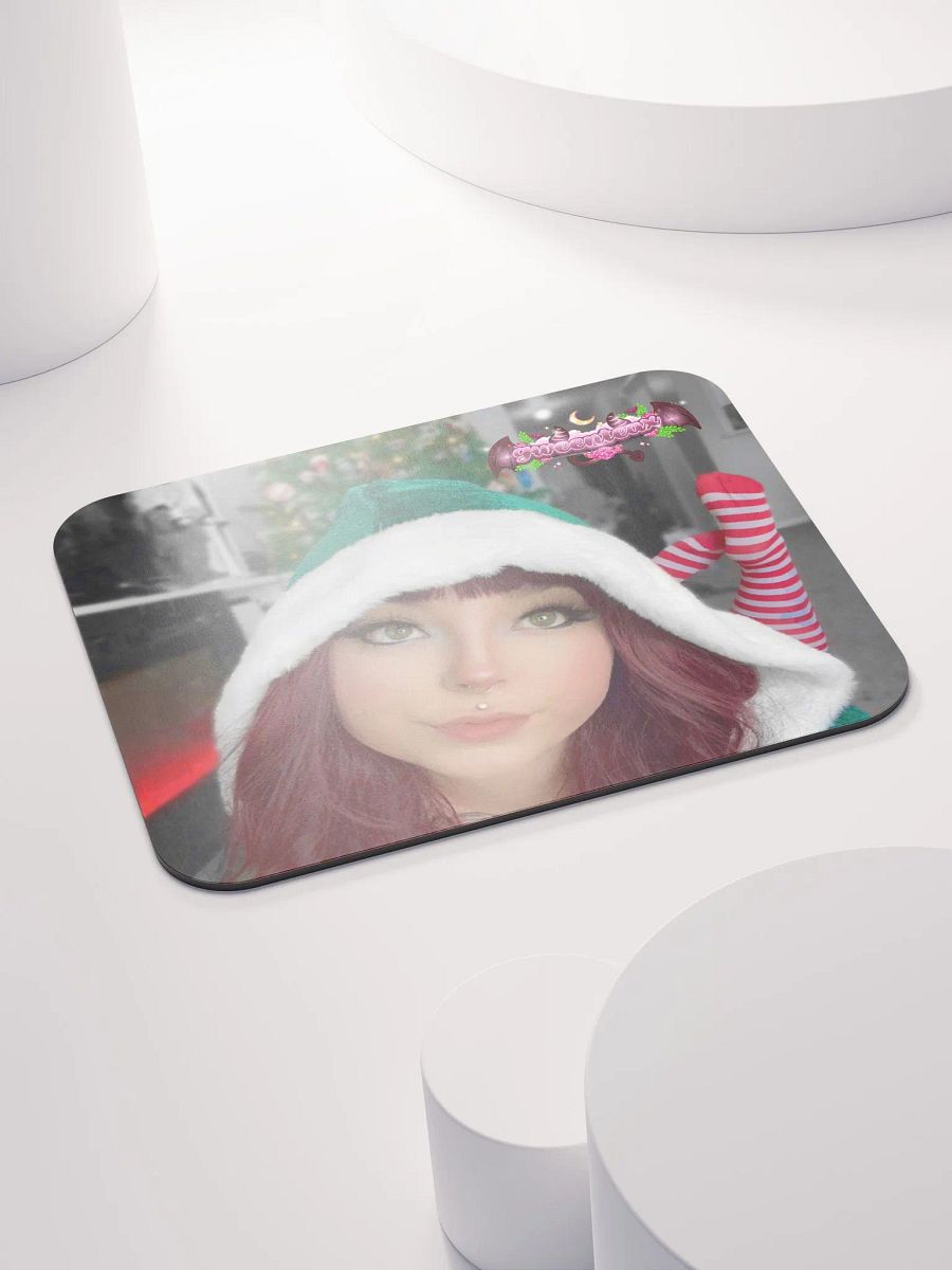 Knz The Elf Desk Mat product image (4)
