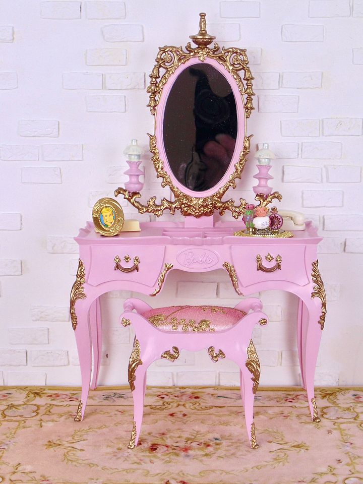 Refurbished vintage Susy Goose vanity for 12” fashion dolls PINK product image (2)