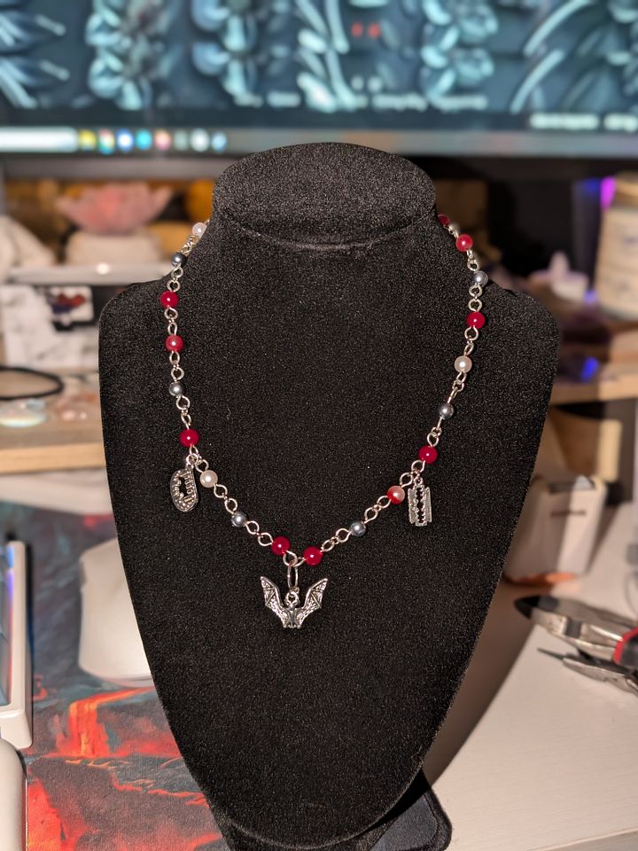 Vampire Themed Choker! product image (1)