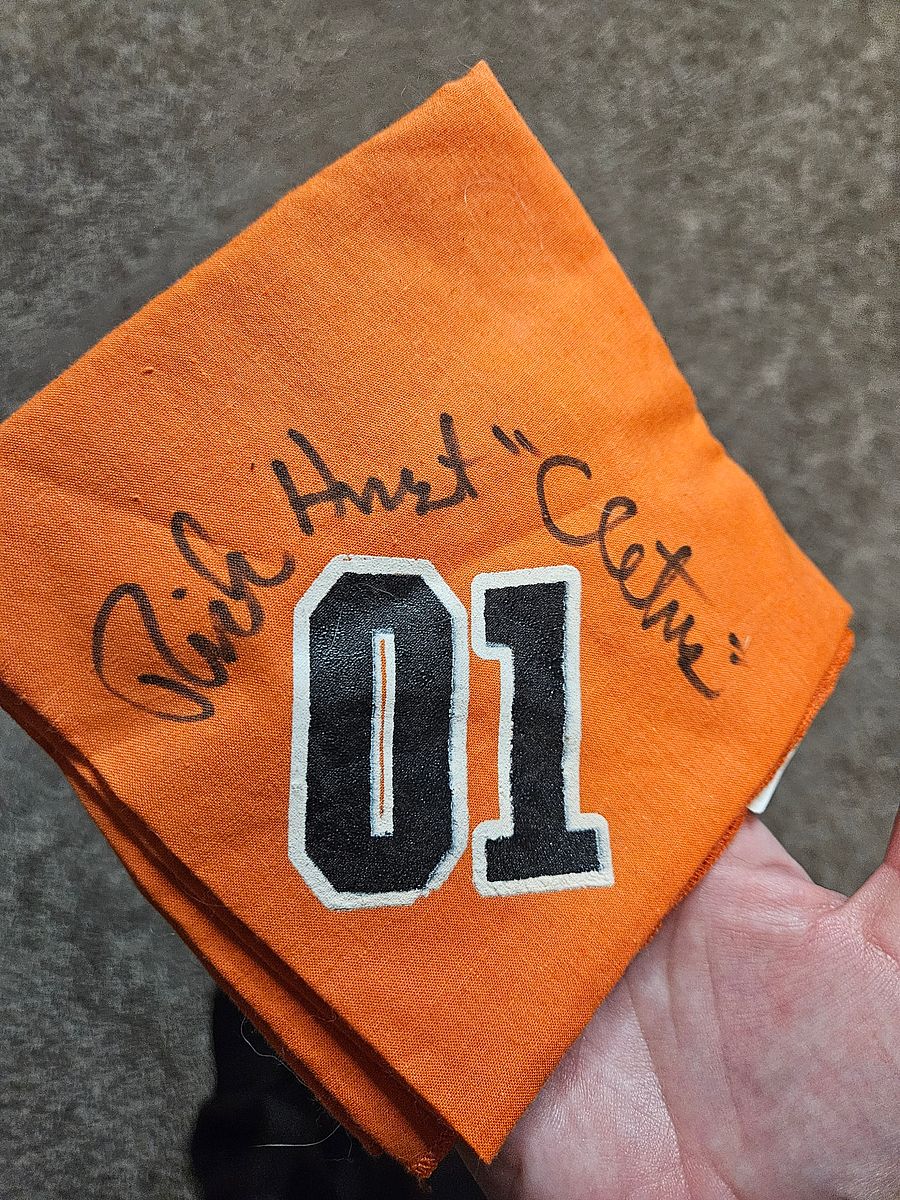 Handkerchief signed by Rick Hurst from Dukes of Hazard product image (1)
