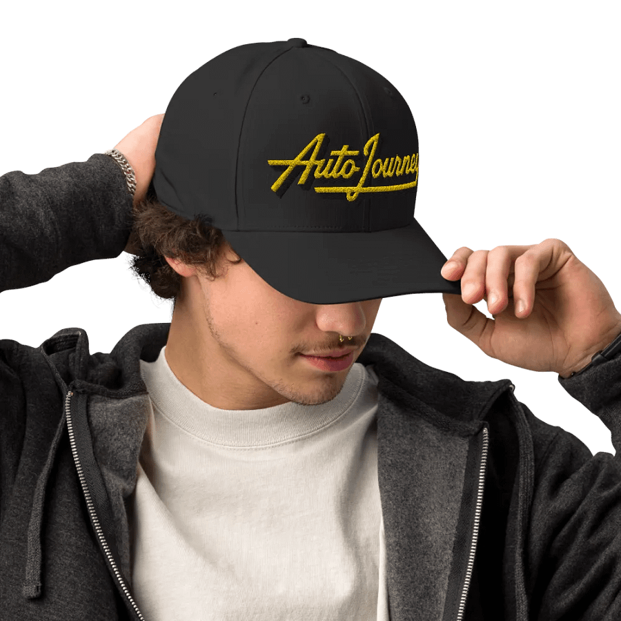Retro Logo Snapback Cap product image (26)