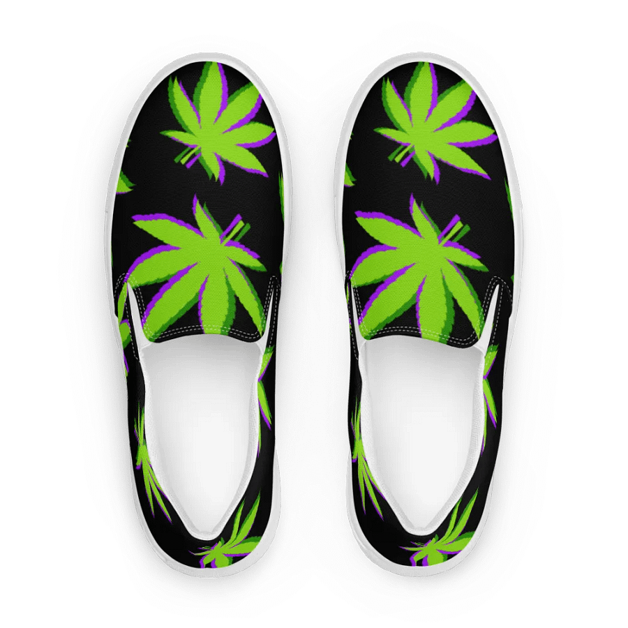 Weed Leafy Women's Slip-On Shoes product image (9)