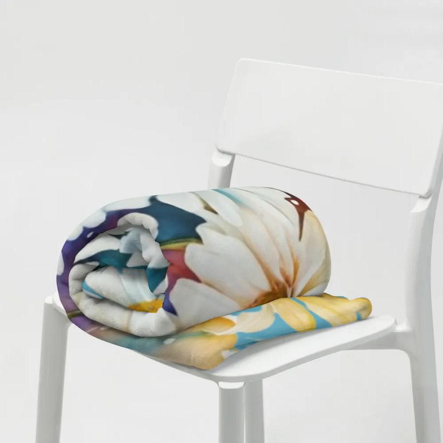 Watercolor Floral Daisy Throw Blanket product image (3)