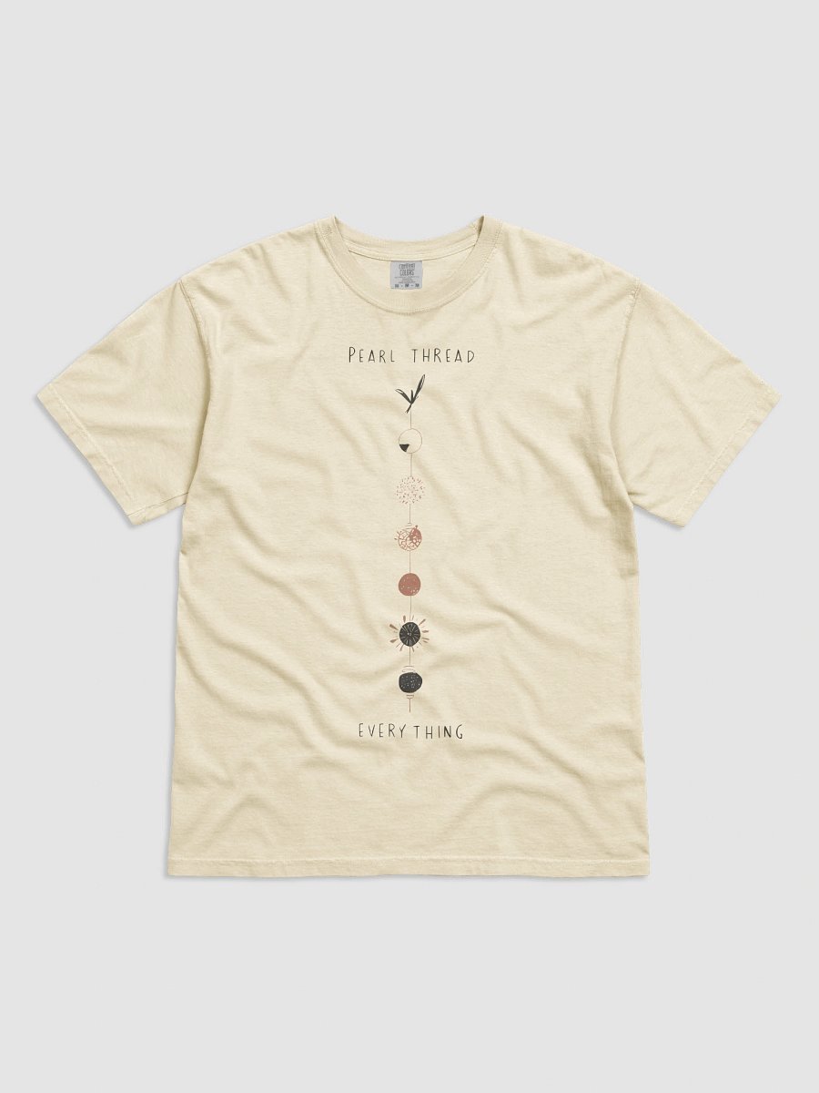 Elegant Pearl Thread | T-Shirt product image (1)