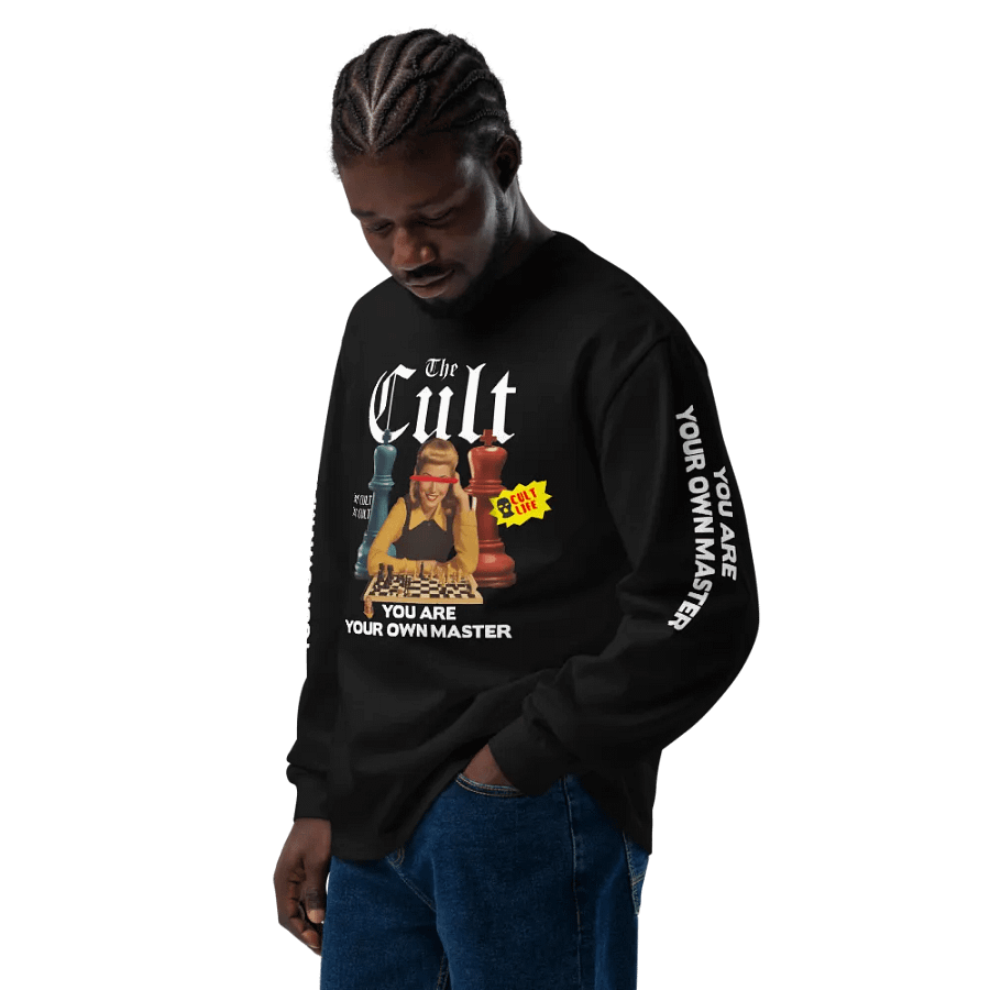 LIFE IS CHESS LONG SLEEVE product image (8)