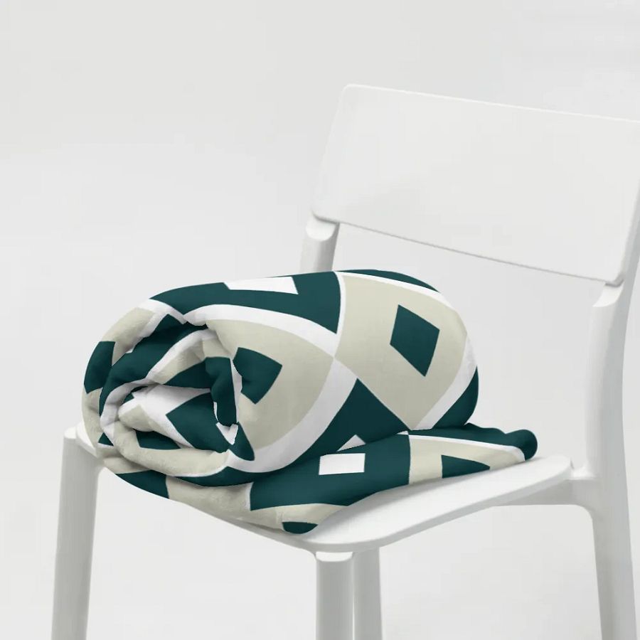 White-Green Pattern Throw Blanket product image (19)