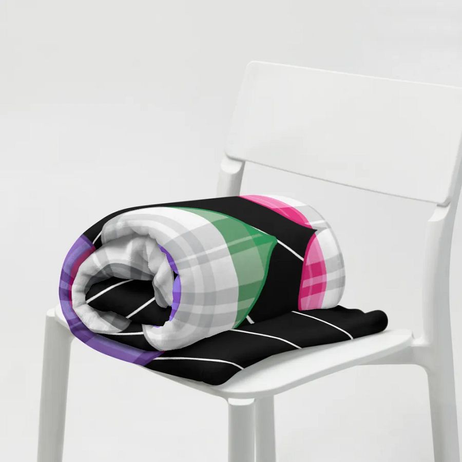 All The Hearts Blanket product image (19)