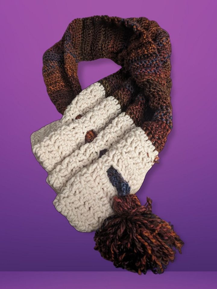 Keyhole Scarf product image (1)
