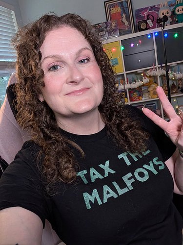 Hi I am obsessed with this shirt.