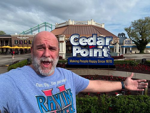 Im here for the start of daily operations today!  Looking forward to a great day at my happy place. #CedarPoint #FyeCoasters
...