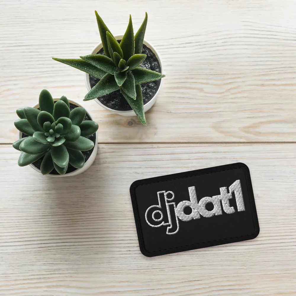 [DJDAT1] Signature Logo Embroidered Patch product image (4)