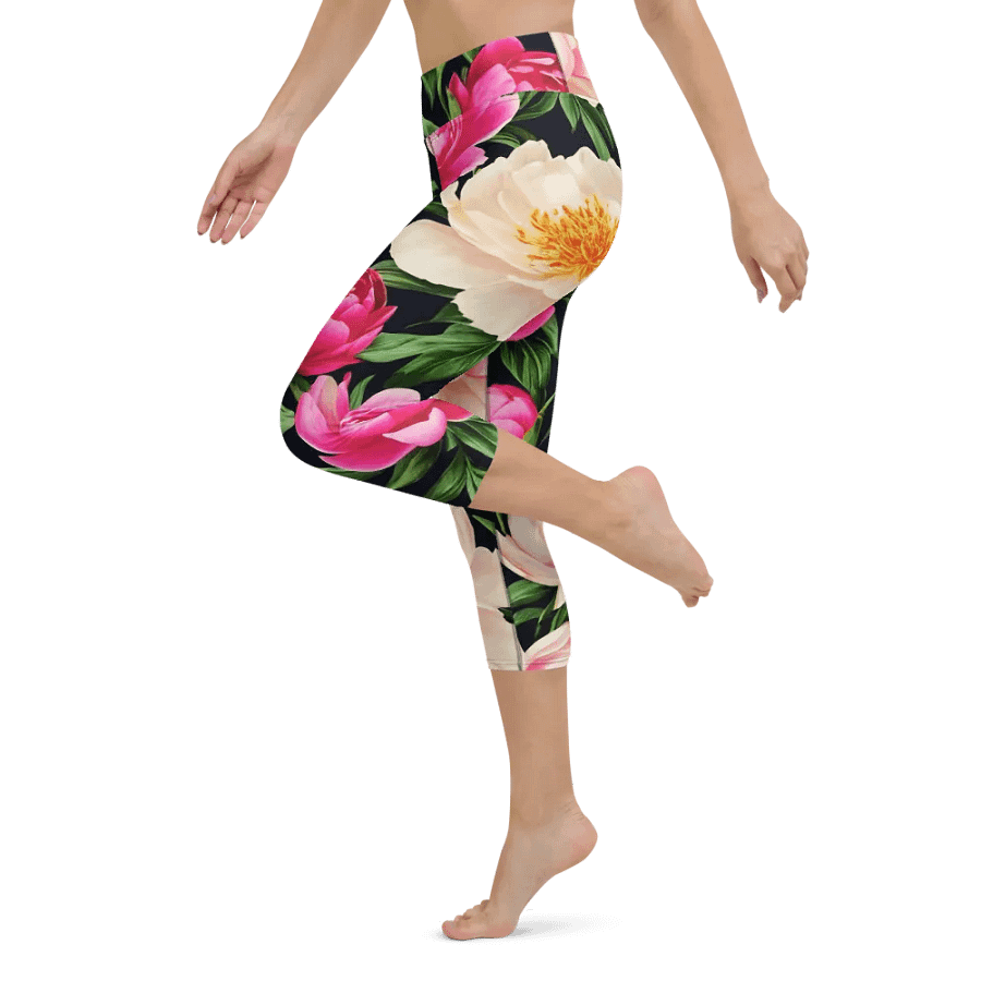 Peony Bliss Capri Leggings product image (11)