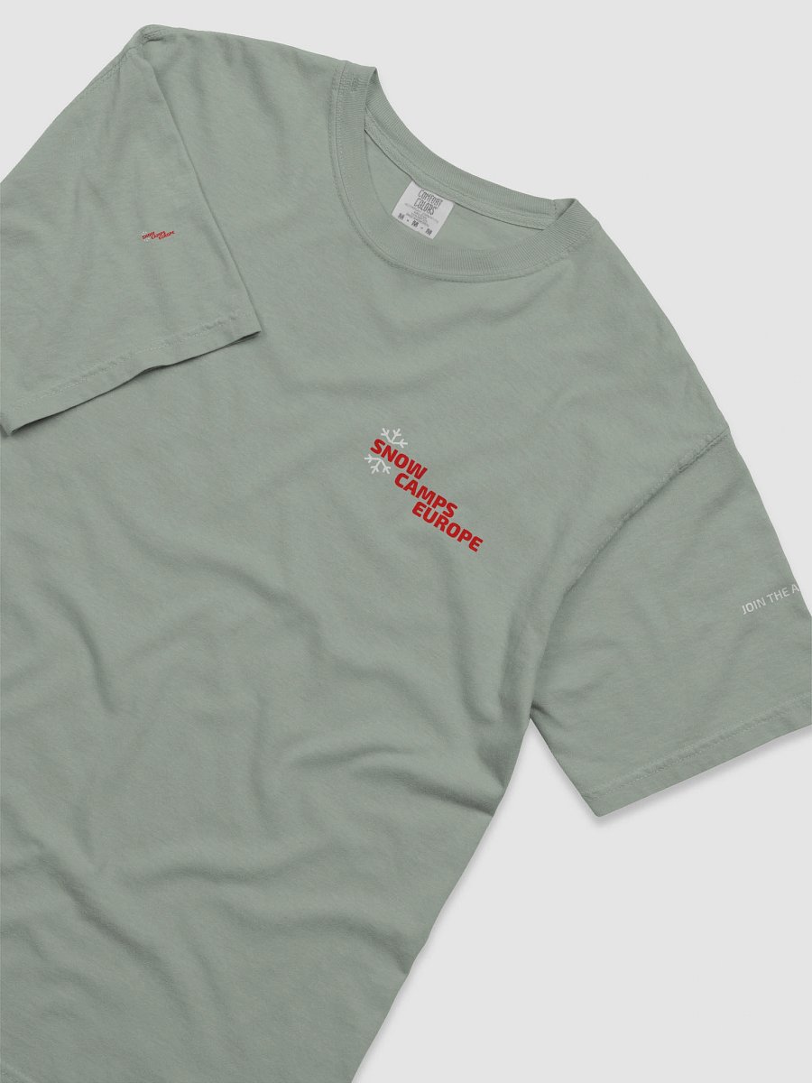 Snowflake Comfort: Unisex Heavyweight T-Shirt product image (5)