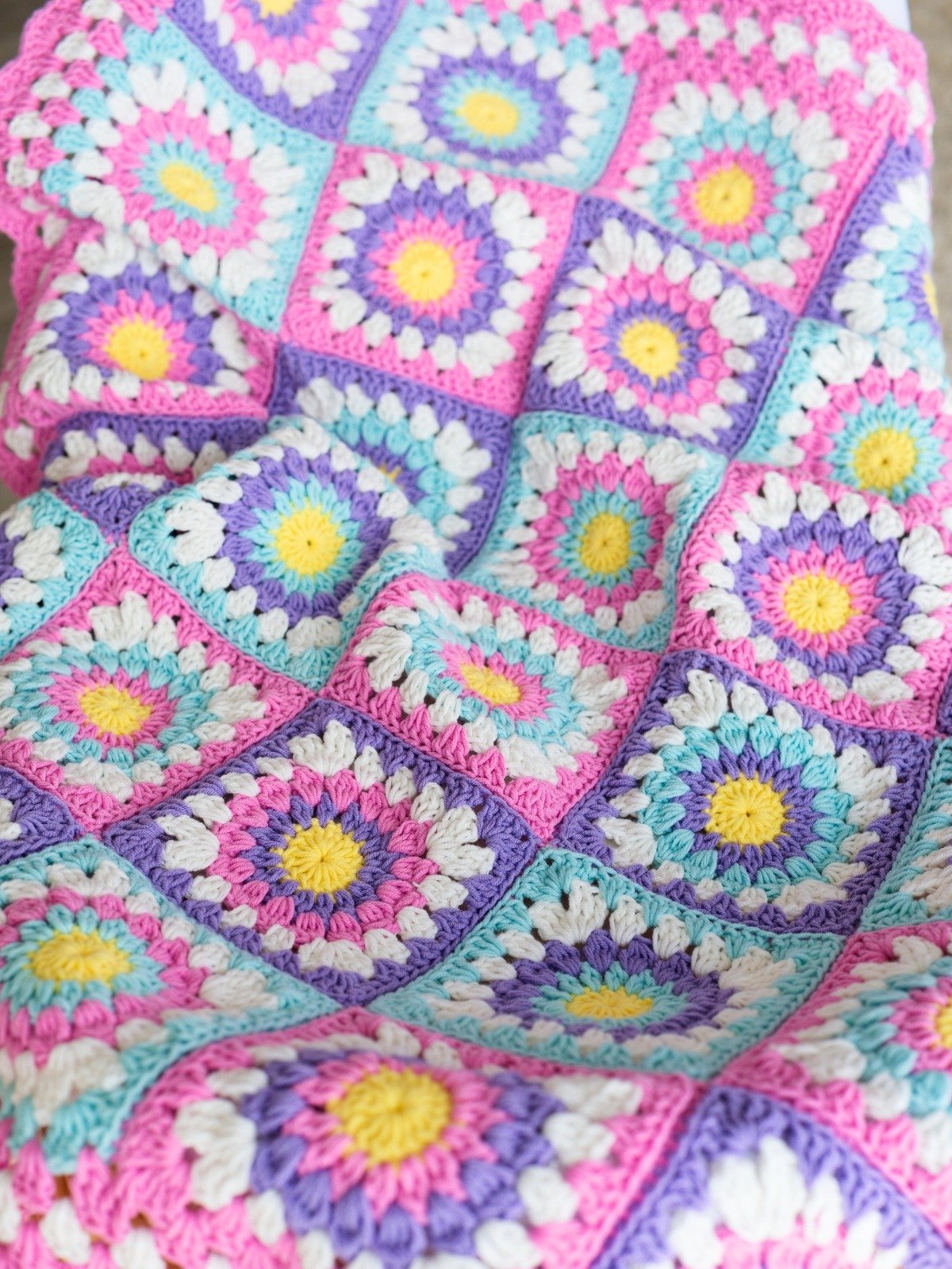 Radiant Rays Baby Blanket Crochet Pattern | Sunburst Granny Square Baby Blanket | Easy Crochet PDF Pattern | product image (6)