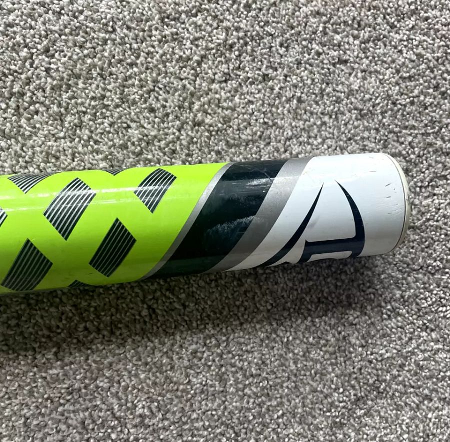 Louisville Slugger Warrior alloy bat -10 22 oz. 32