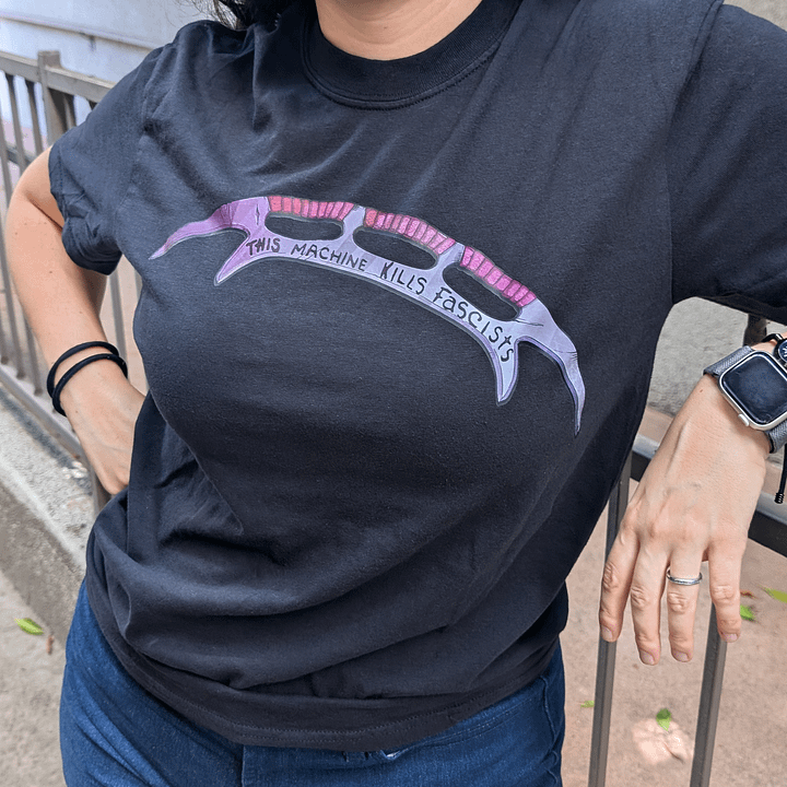 "This machine..." Bat'leth T-Shirt product image (1)