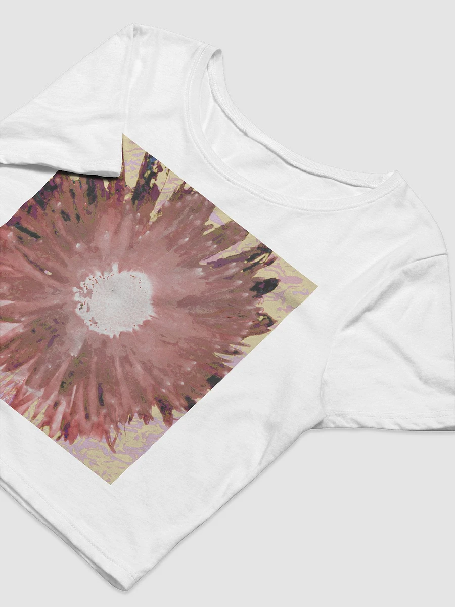 Abstract Pink Daisy Light on a Pink Patterned Background Women's Cropped T Shirt product image (5)