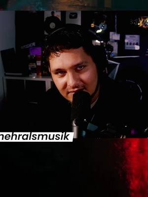 📣 In der aktuellen Folge haben wir ausgiebig über Träume, Drama und Drums gesprochen 🥁✨ Es wurde ehrlich, wild und ein bisschen verrückt also genau so, wie wir’s mögen! 😄 Schaut euch die Folge gerne an –den Link findet ihr unten in den Kommentaren. #Podcast #NeueFolge #Träume #Drama #Drums #Musik #Talk #Chakuza #Mehralsmusik