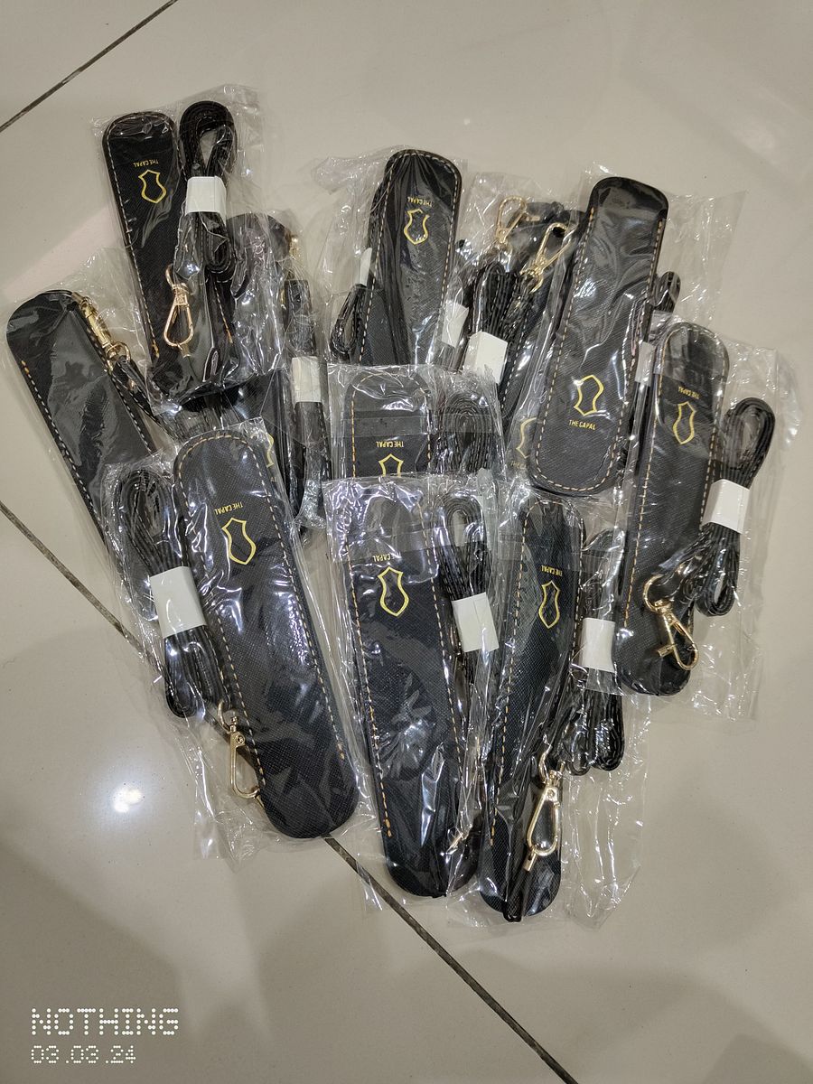 𝗠𝗶𝘀𝘄𝗮𝗸 𝗛𝗼𝗹𝗱𝗲𝗿 𝗚𝗲𝗻𝘂𝗶𝗻𝗲 𝗟𝗲𝗮𝘁𝗵𝗲𝗿 𝟭𝟬𝟬% product image (2)