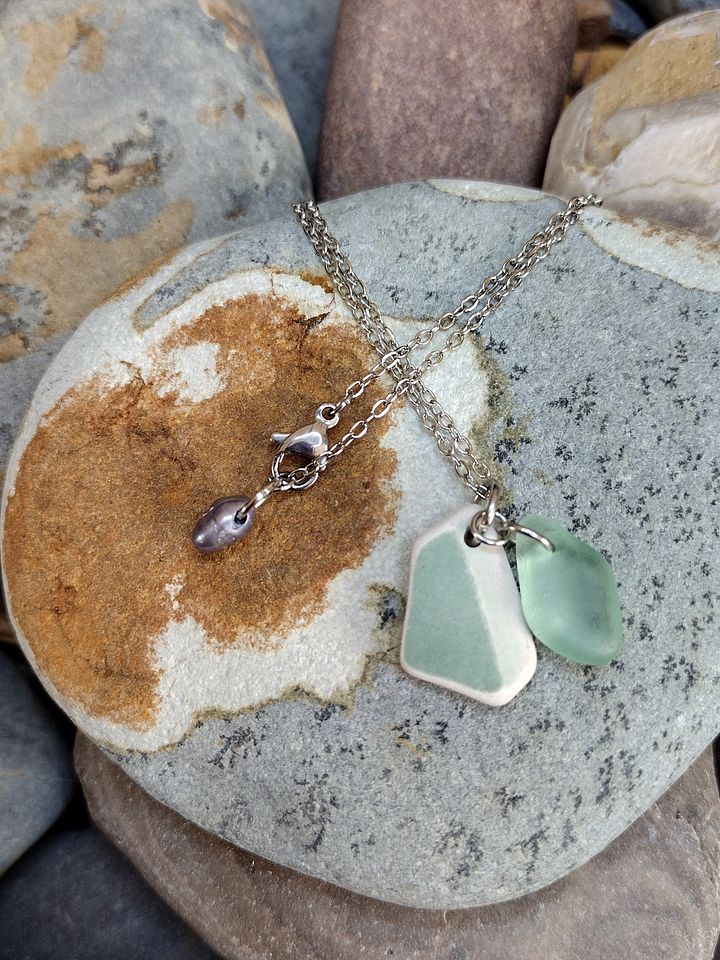 SEA GLASS NECKLACE product image (2)