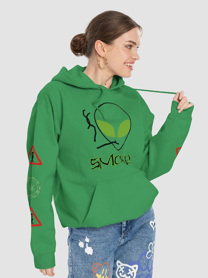 Alien: Smoke | Gildan Classic Hoodie product image (2)