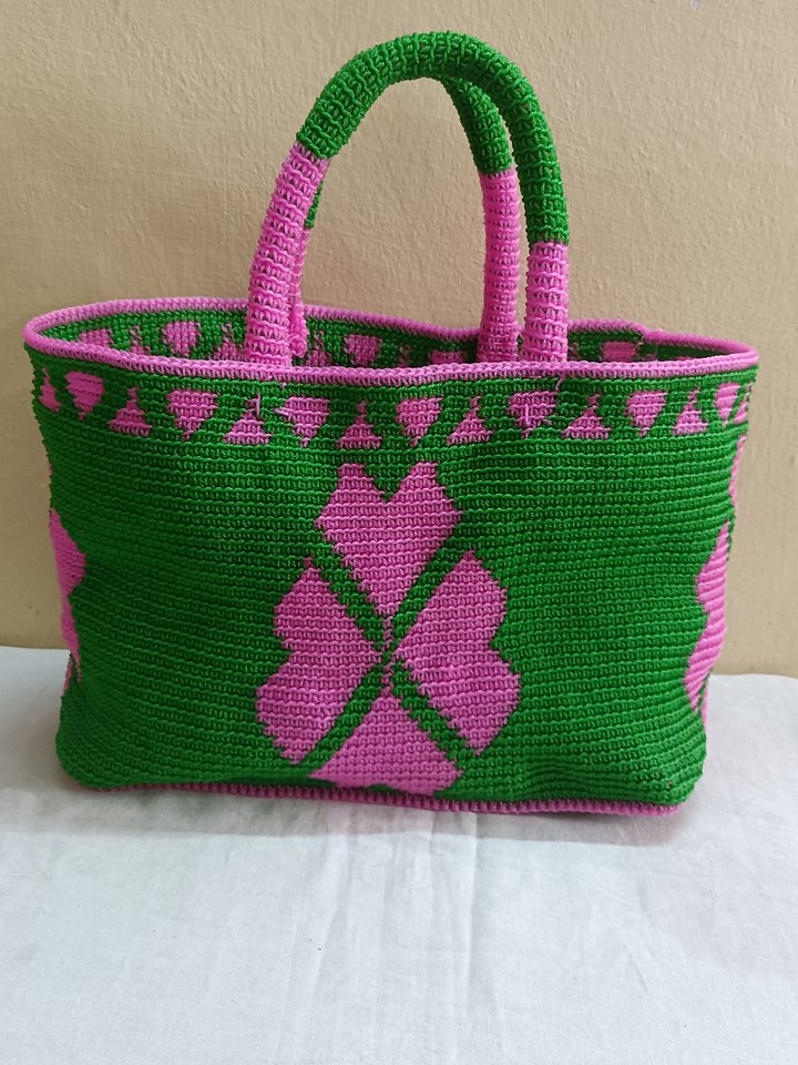 Green and pink Crosia wire big basket product image (2)