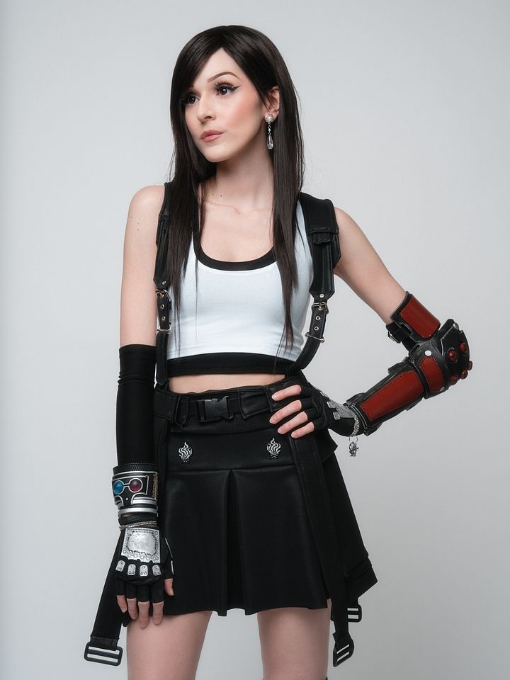 Tifa Lockhart Digital Photoset (10 photos) product image (1)