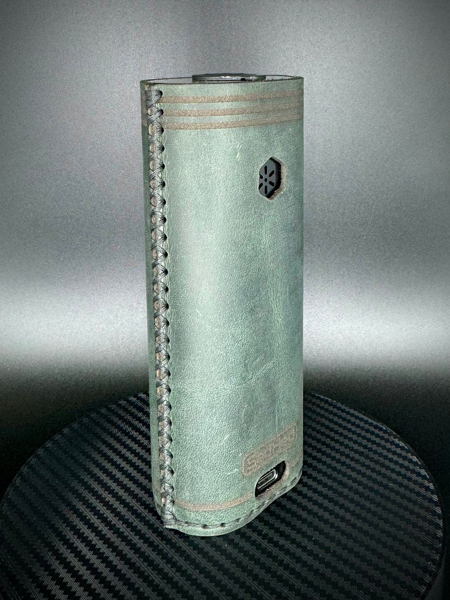 SedHed Leather case for Solo 3 - Dark Green product image (2)