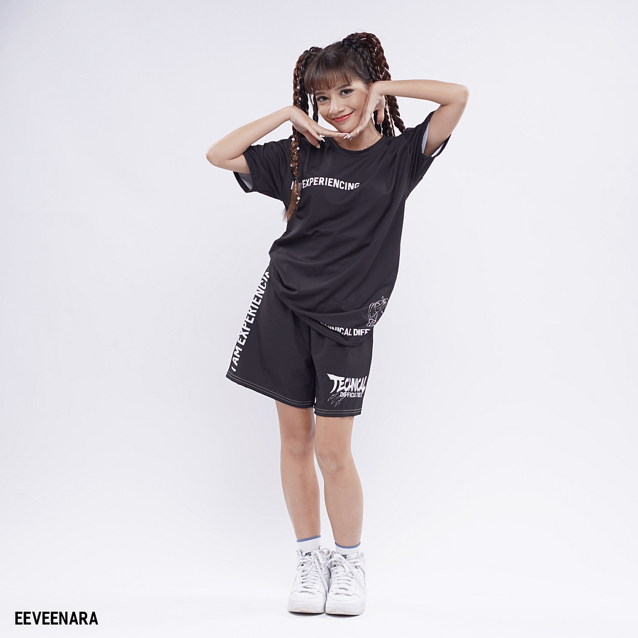 EXPERIENCING TEE - [BLACK] product image (2)