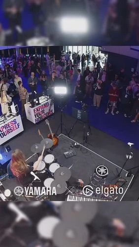 I THINK THE RETURN TO PERMANENT 2-ARMEDNESS IS CLOSING IN!
Performed at TwitchCon thanks to yamaha & @elgato, using my surger...