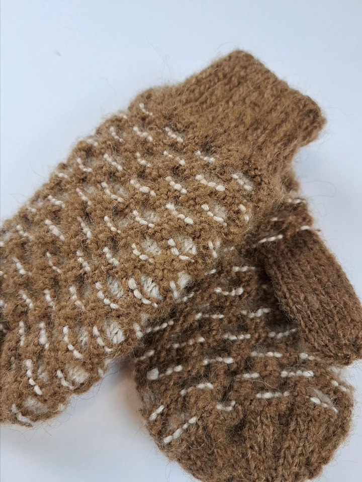 Hand Made Wool Newfie Mittens - Medium - Honeycomb Pattern product image (2)