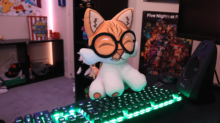 Gohrdahn's Ultimate Gamer Cat Plushie product image (6)