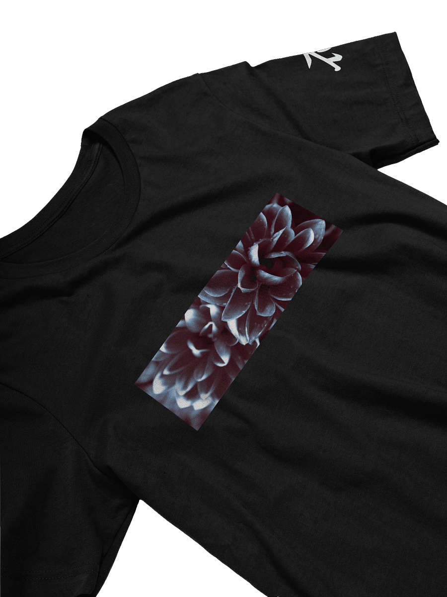 Dhalia Soft T-Shirt product image (3)