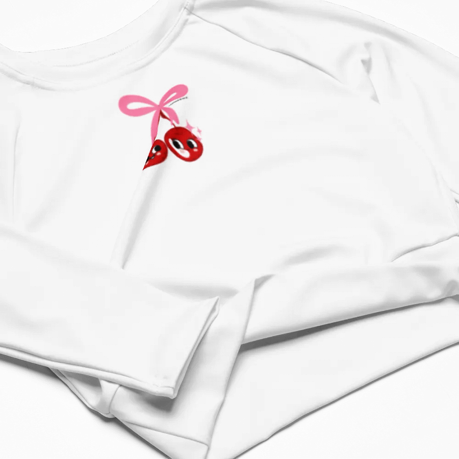 CHERRY BUNCH LONG SLEEVE CROP TEE product image (3)