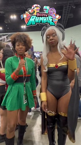 Hoodlin Mania turned up at LA Comic Con and brought the chaos with Hoodlin Rumble.

Shoutout to @tattedpoodle for guiding the...