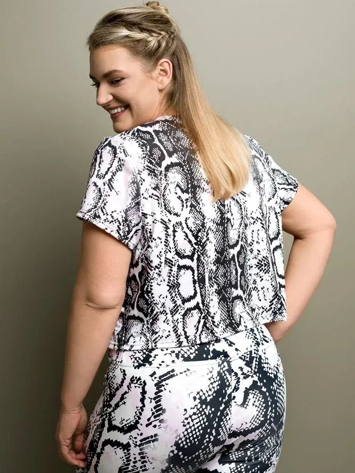Erotes - chinoiserie and rose crop top product image (5)