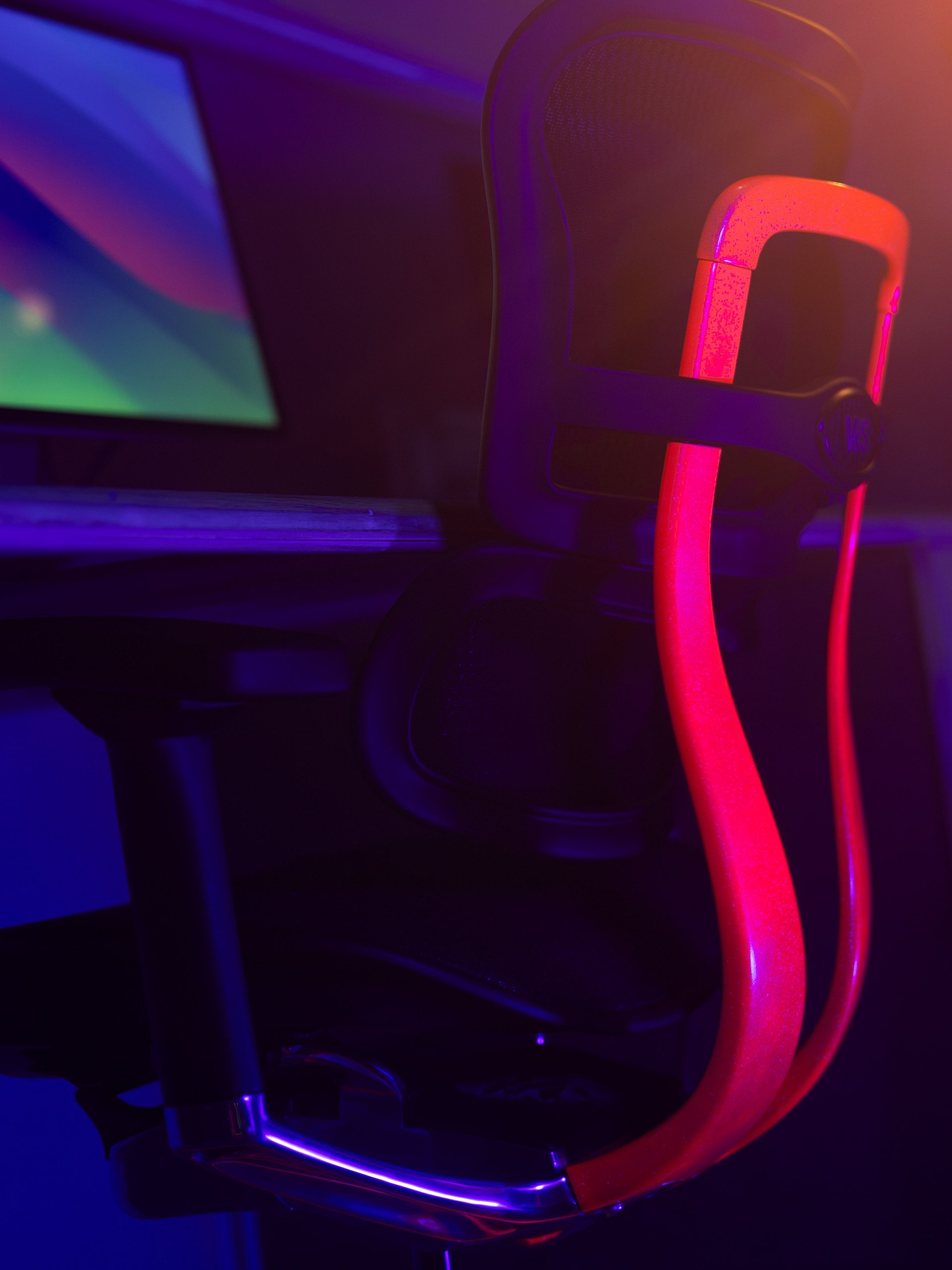 Dazzling Pink Laptop Holder product image (6)