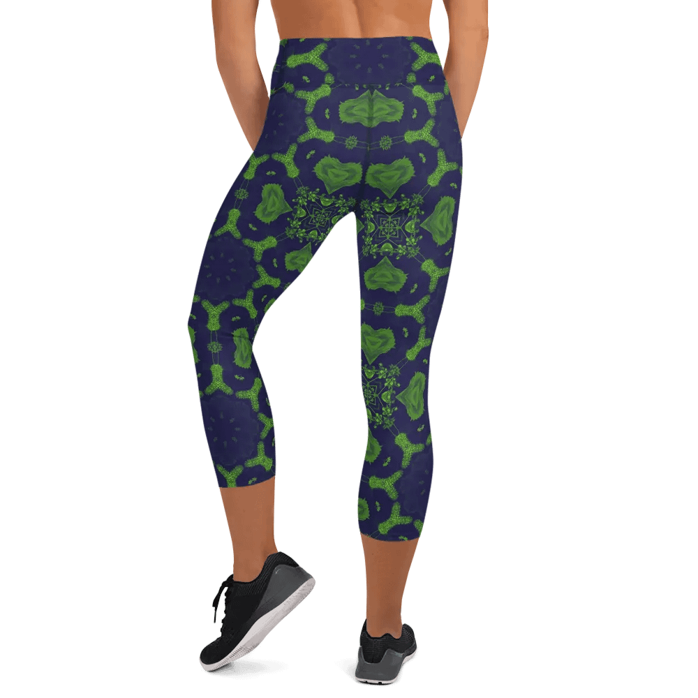 Tropical Vibe Capri Leggings product image (7)